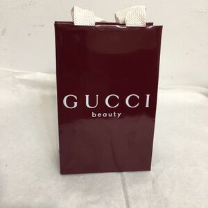 Gucci Beauty Burgundy paper Gift Bag